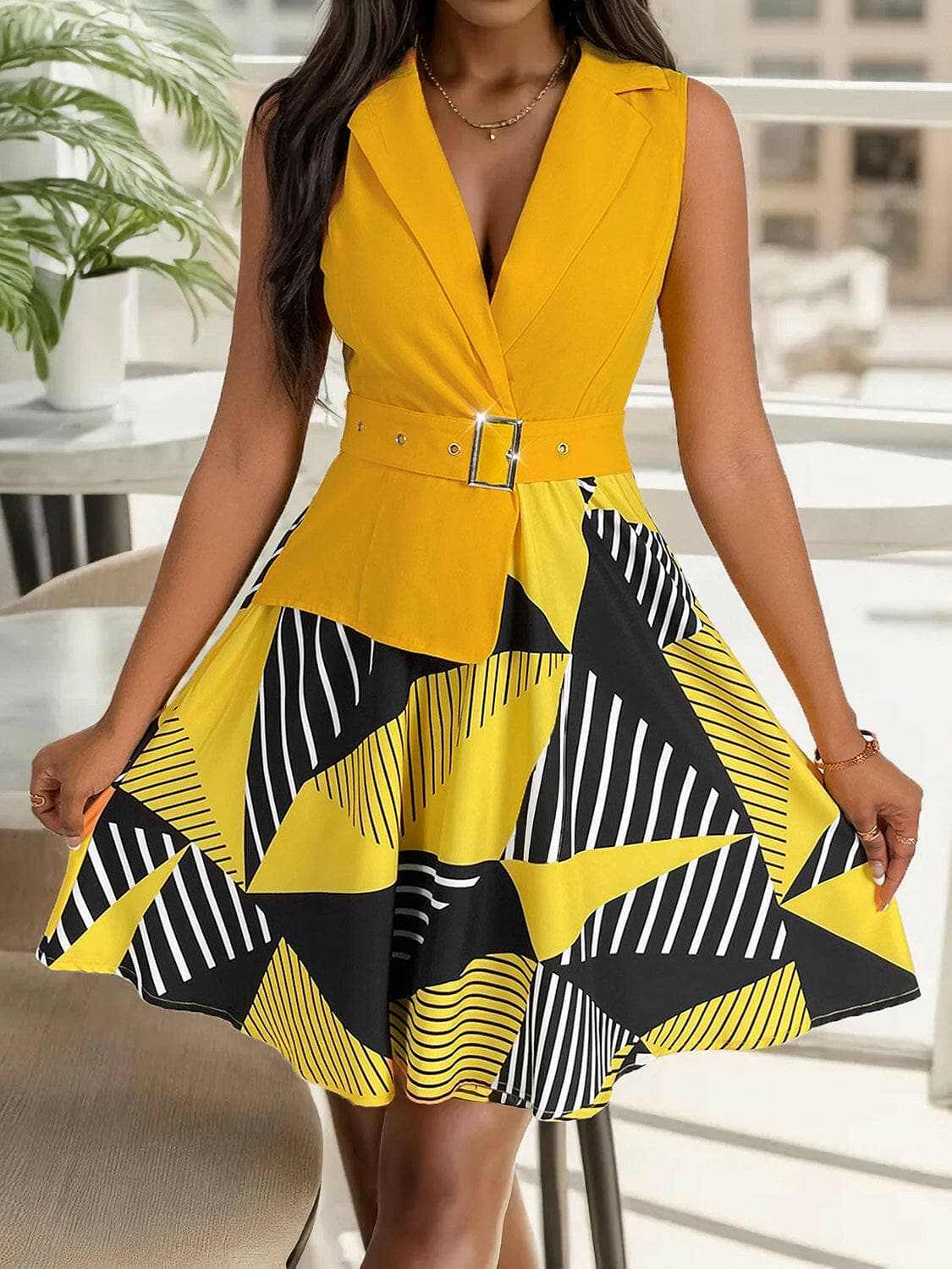 Collared sleeveless mini dress - Love Salve